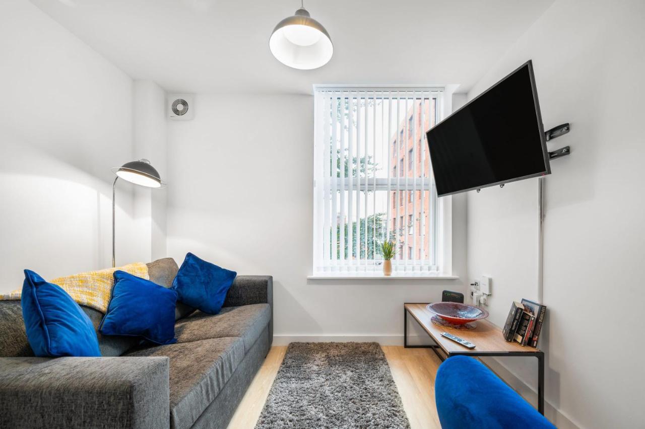 A Lovely 2 Bedroom Apartment In The Heart Of Preston เพรสตัน ภายนอก รูปภาพ