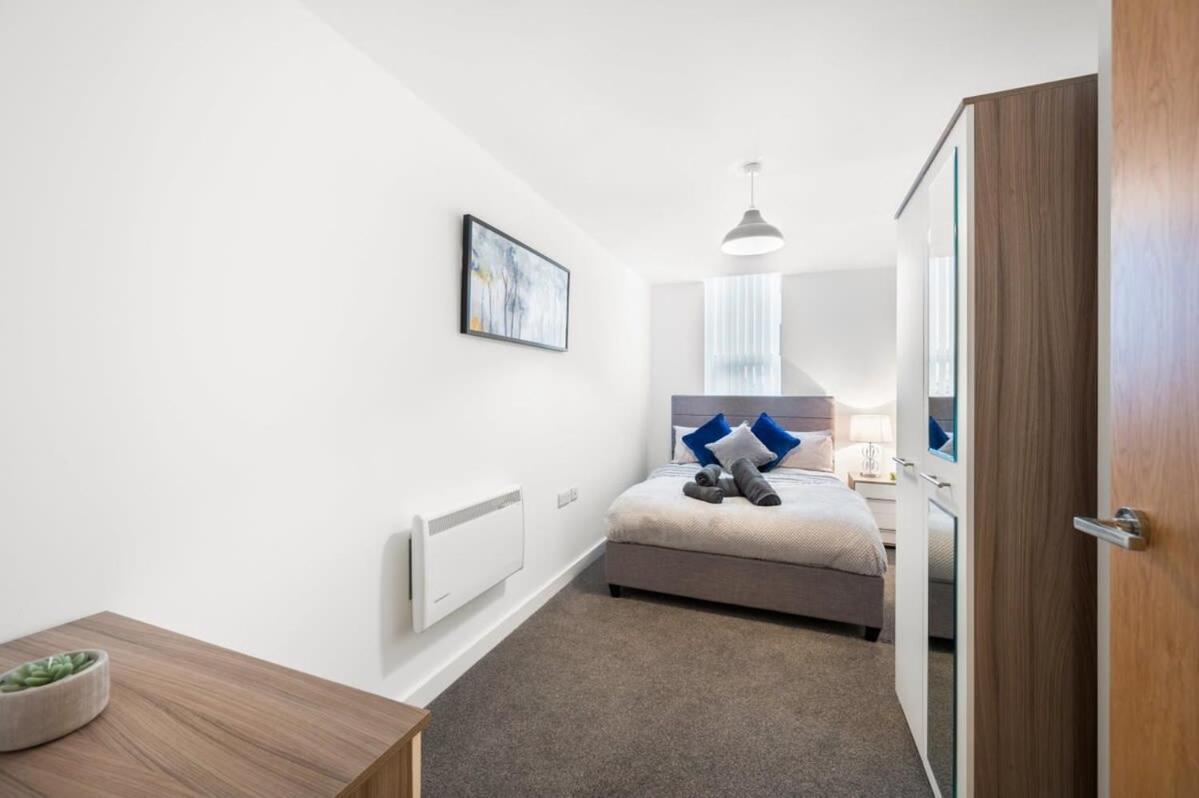 A Lovely 2 Bedroom Apartment In The Heart Of Preston เพรสตัน ภายนอก รูปภาพ