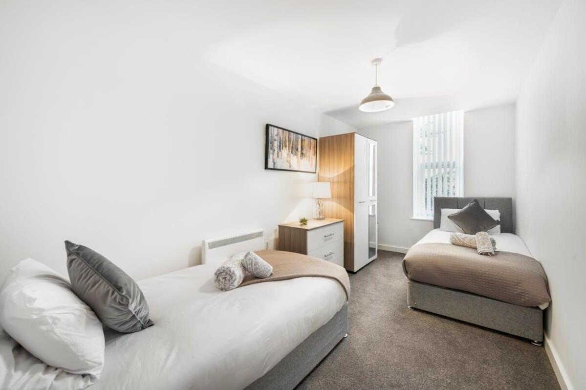 A Lovely 2 Bedroom Apartment In The Heart Of Preston เพรสตัน ภายนอก รูปภาพ